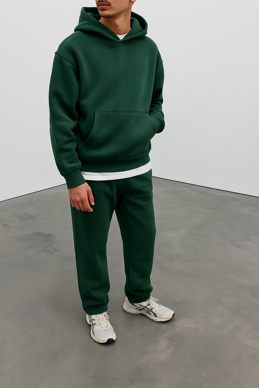 ESSENTIAL RELAXED TRACKSUIT