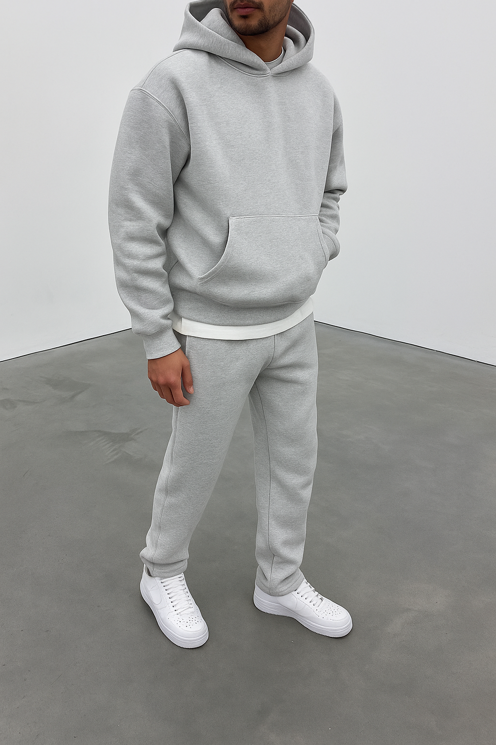 ESSENTIAL RELAXED TRACKSUIT