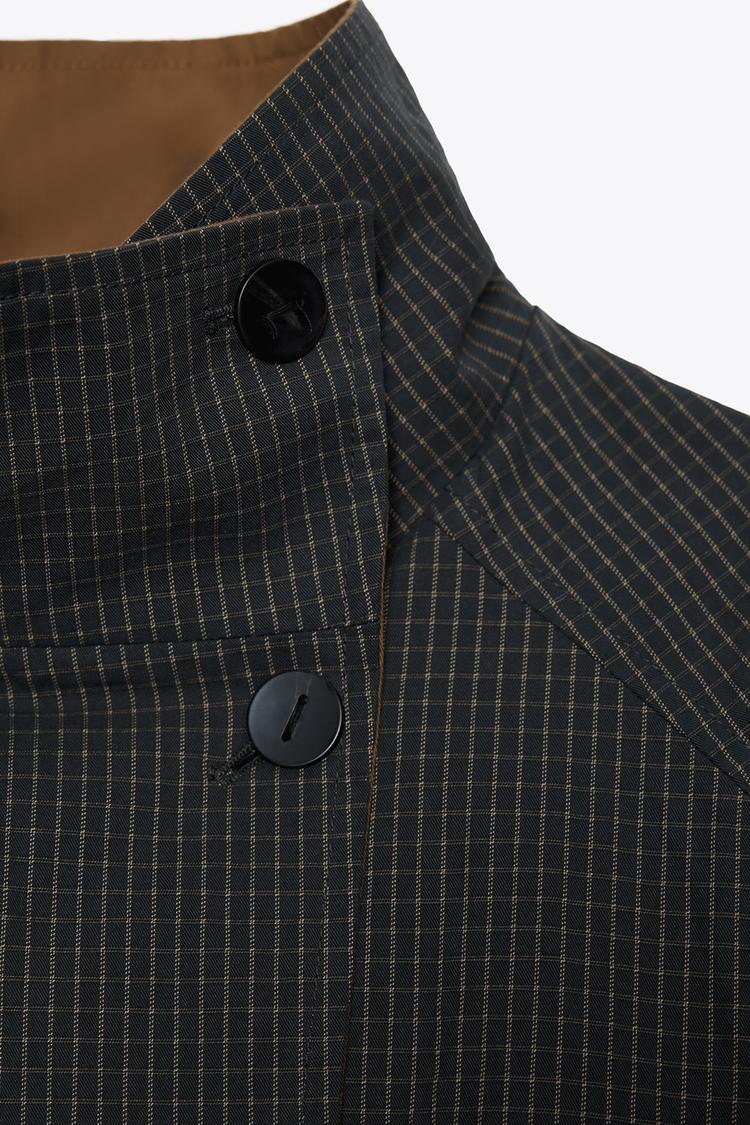 Harlow – Short Cocoon Jacket with Asymmetric Button