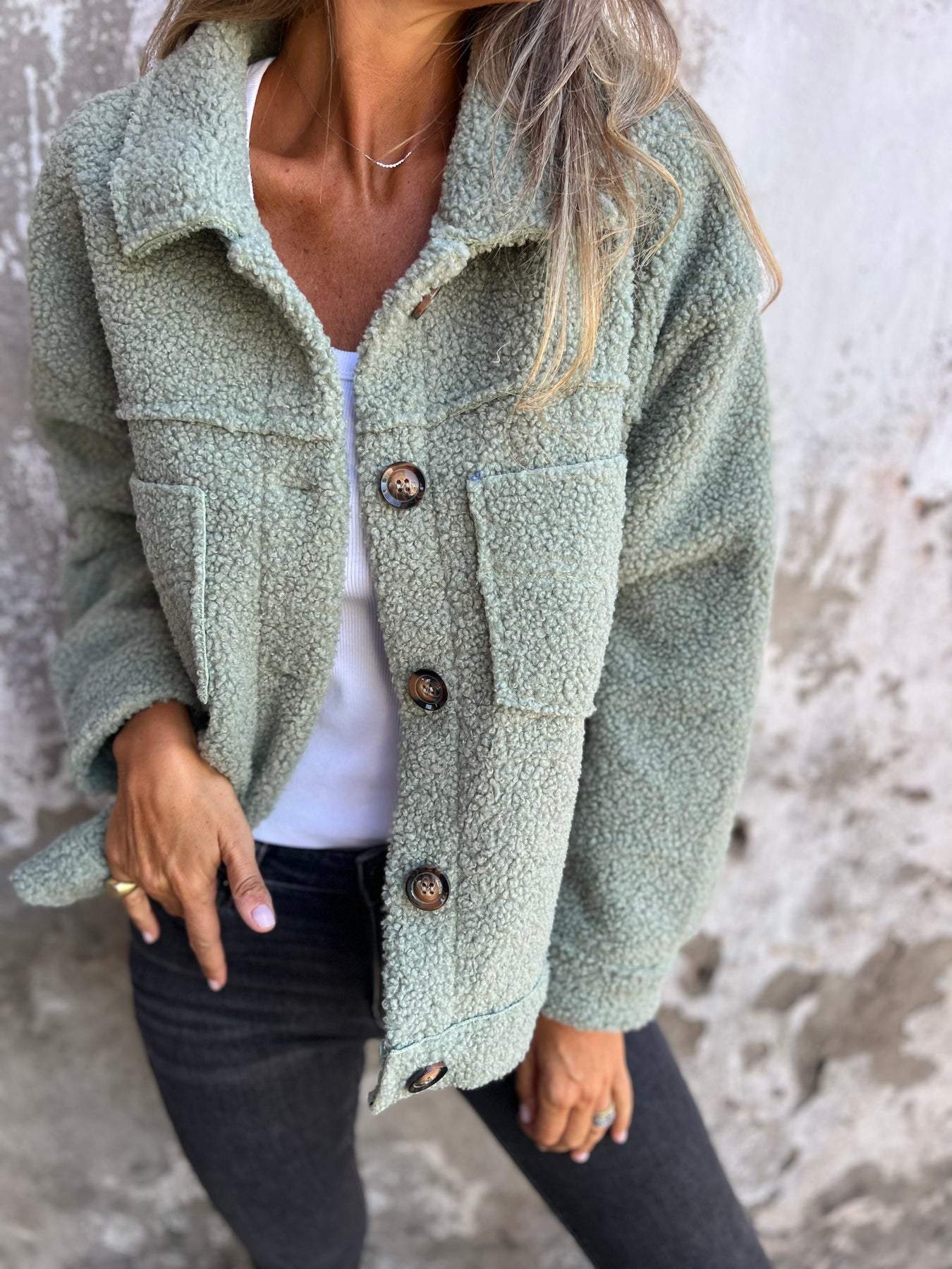 Alizée | Cozy Buttoned Jacket