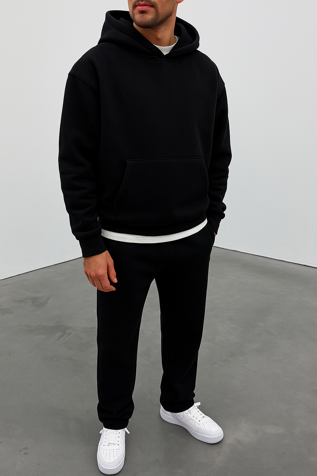 ESSENTIAL RELAXED TRACKSUIT